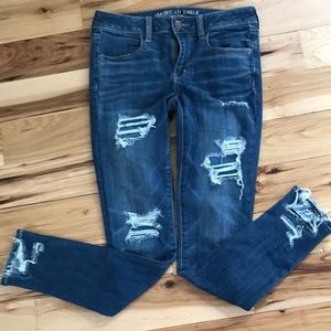 Destroyed American Eagle super stretch Jeans